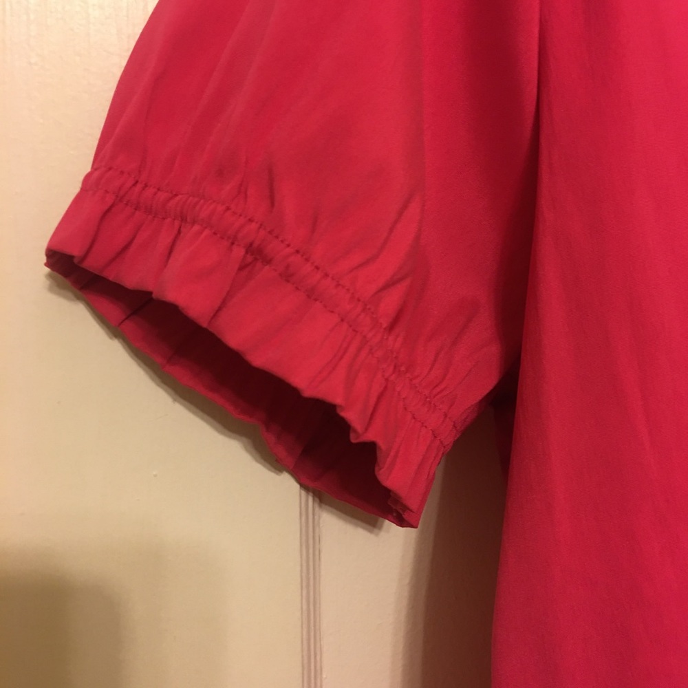 Architect Ruffle Blouse - Fuchsia - Picture 10 of 11